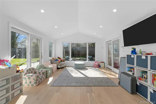 $3,400,000 | 930 Smith Lane, Woodmere, NY 11598