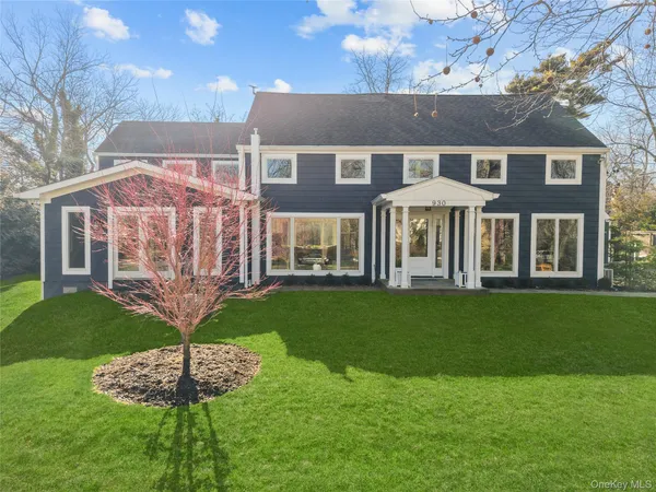 $3,400,000 | 930 Smith Lane, Woodmere, NY 11598