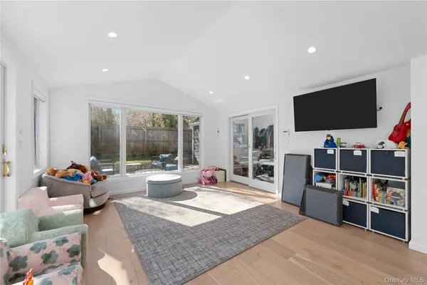 $3,400,000 | 930 Smith Lane, Woodmere, NY 11598