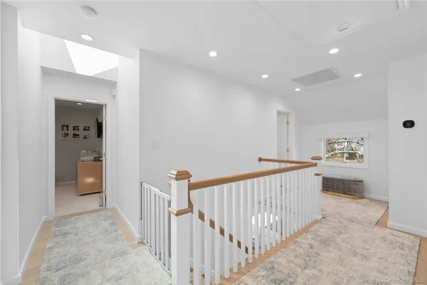 $3,400,000 | 930 Smith Lane, Woodmere, NY 11598