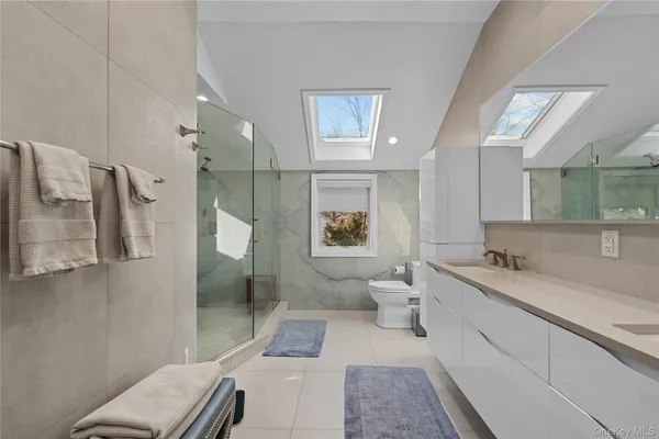 $3,400,000 | 930 Smith Lane, Woodmere, NY 11598