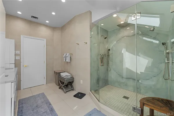 $3,400,000 | 930 Smith Lane, Woodmere, NY 11598