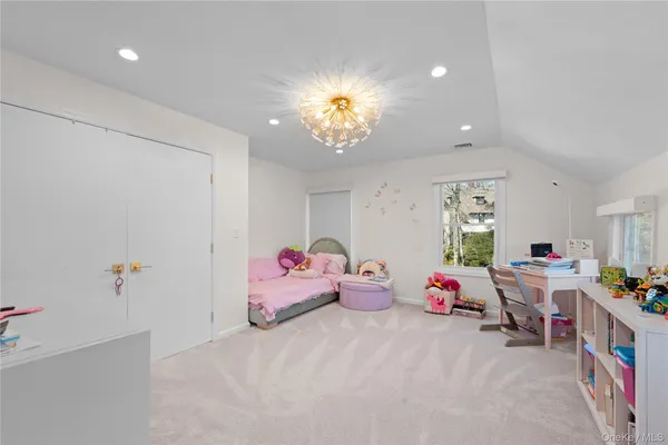 $3,400,000 | 930 Smith Lane, Woodmere, NY 11598