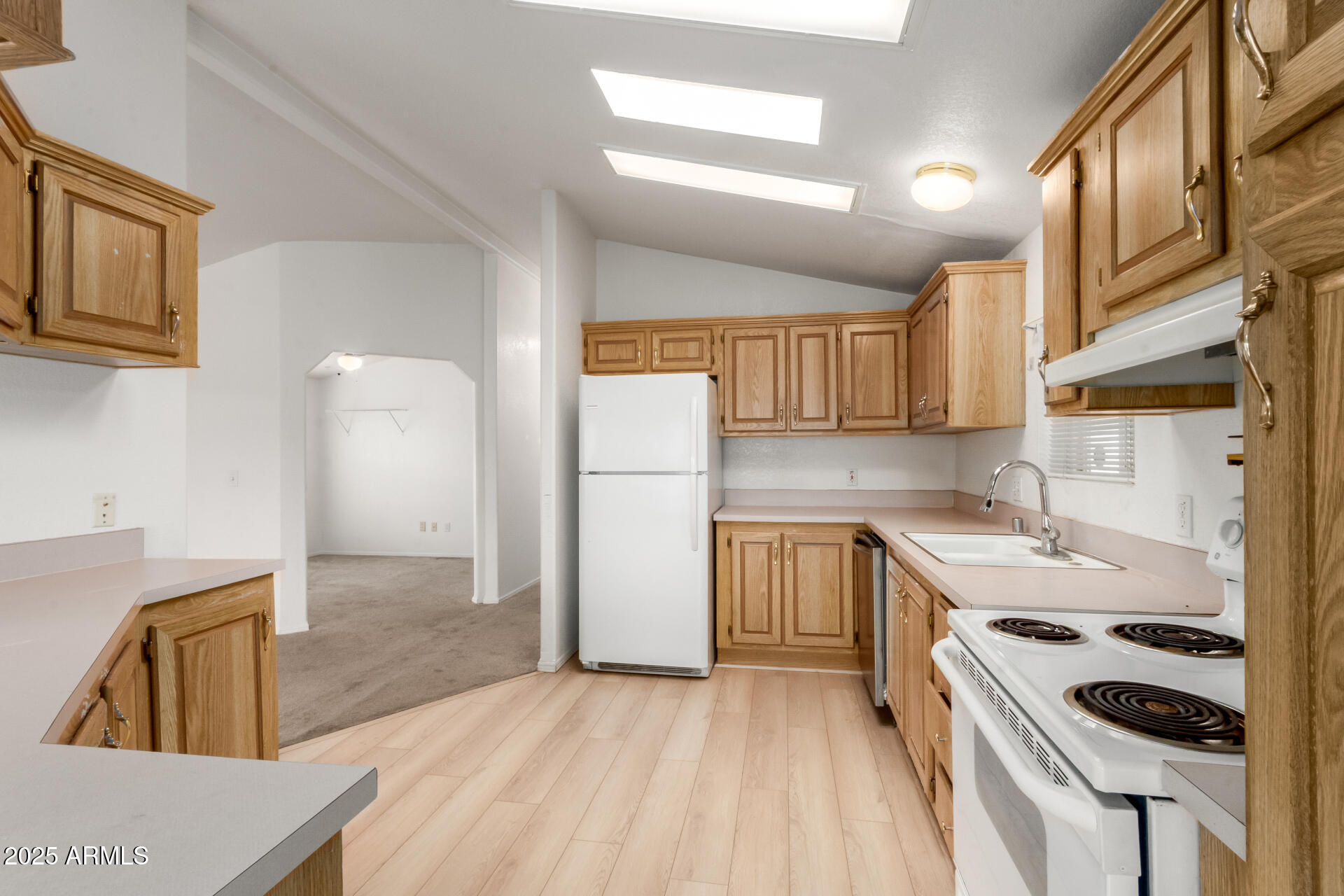 1325 East 19th Avenue Apache Junction, AZ 85119 - Photo 7 of 29 10 - 19th