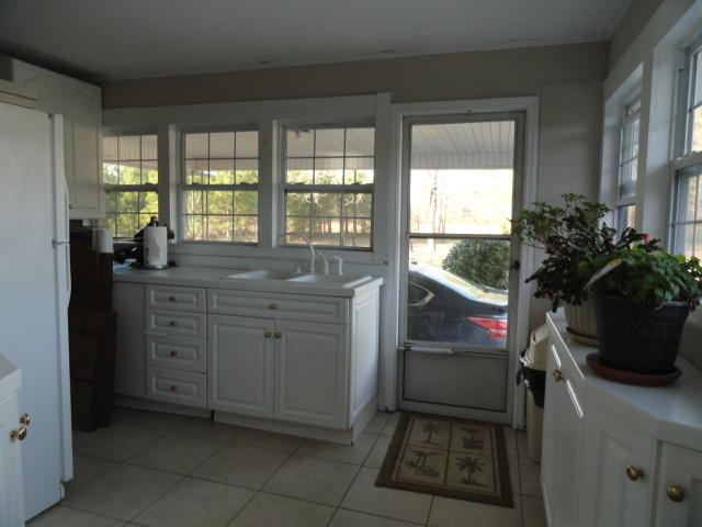 5528 Bill Davis Road Summerton, SC 29148 - Photo 22 of 32 mud room back entrance