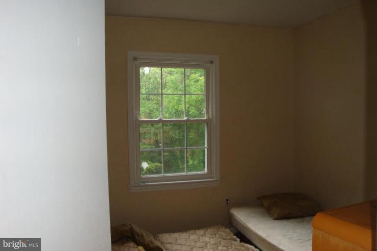 10906 Rock Coast Road Columbia, MD 21044 - Photo 4 of 12 Bedroom #1