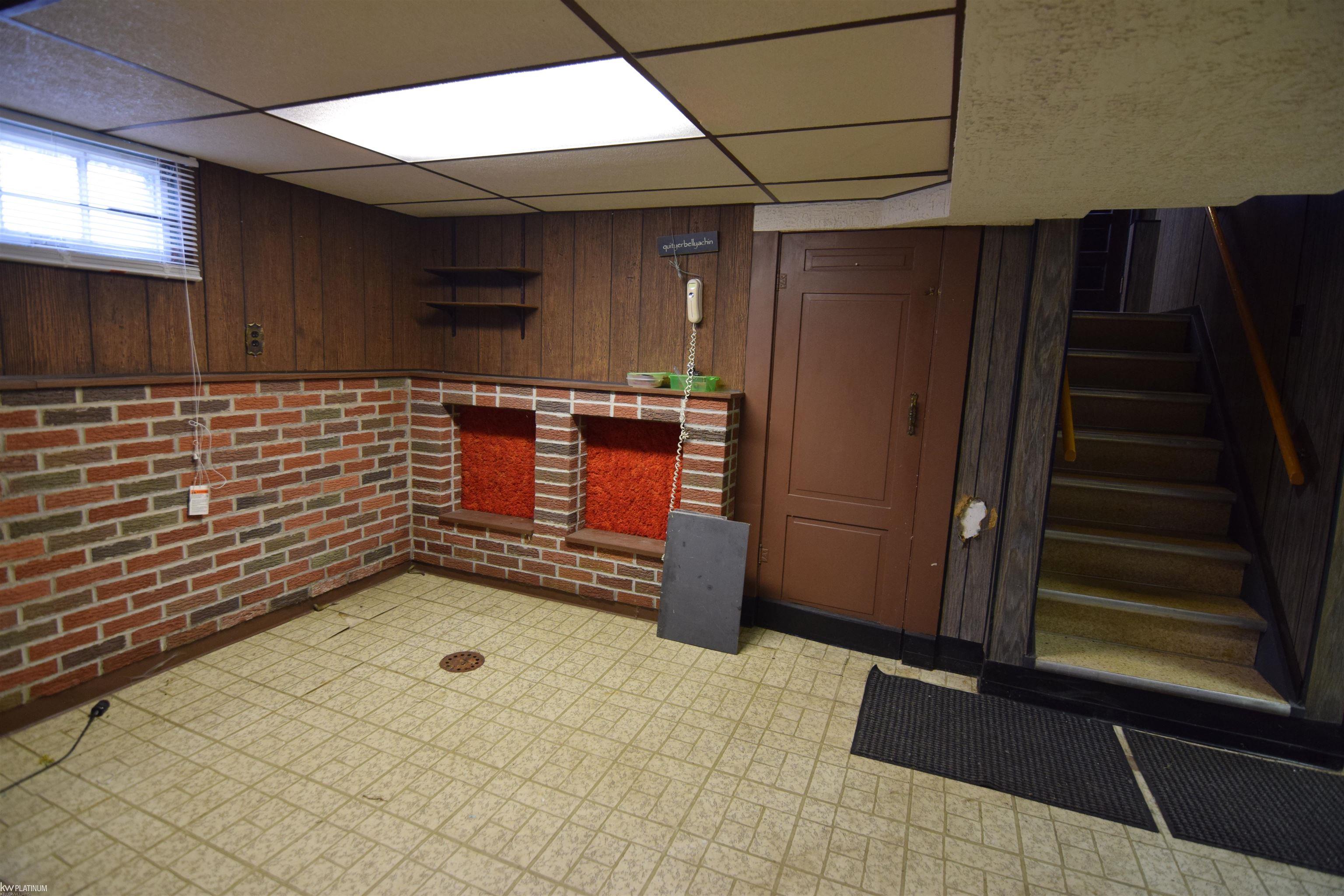 13274 East 10 Mile Road Warren, MI 48089 - Photo 22 of 31 50158235-fc917235-443e-4c59-b9ef-5f420af90b42.JPG