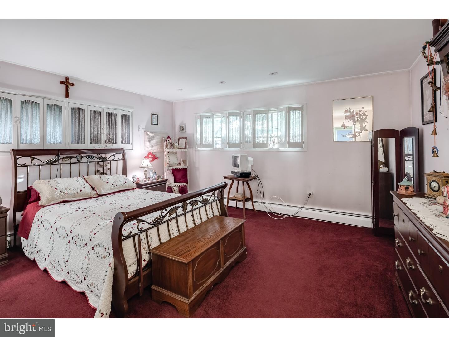 18 Flamingo Road Levittown, PA 19056 - Photo 12 of 24 Master Bedroom