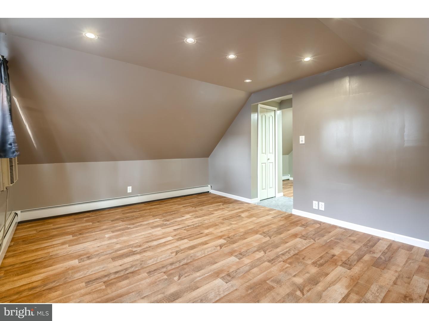 18 Flamingo Road Levittown, PA 19056 - Photo 19 of 24 Bedroom 5