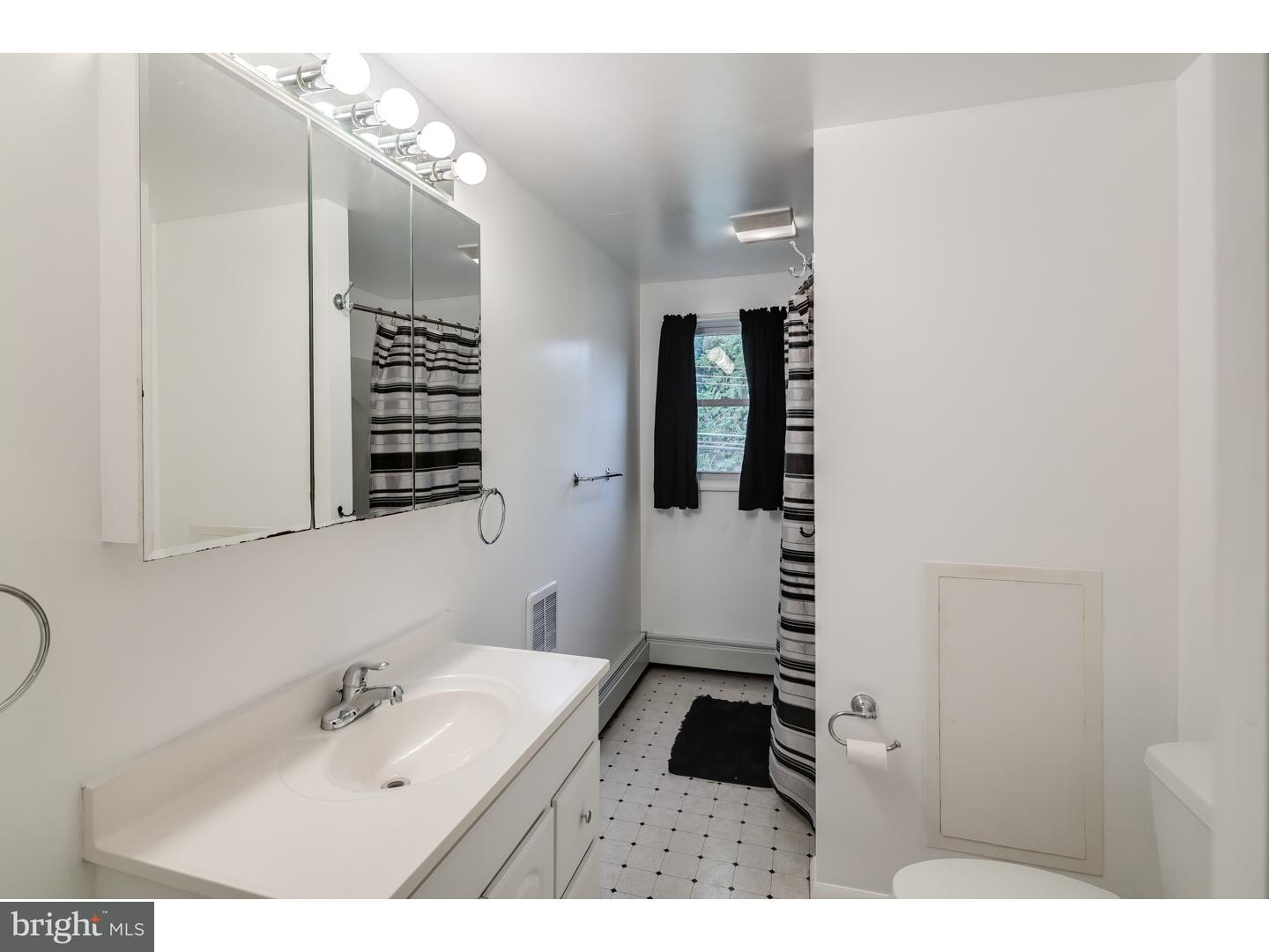 18 Flamingo Road Levittown, PA 19056 - Photo 20 of 24 Bathroom