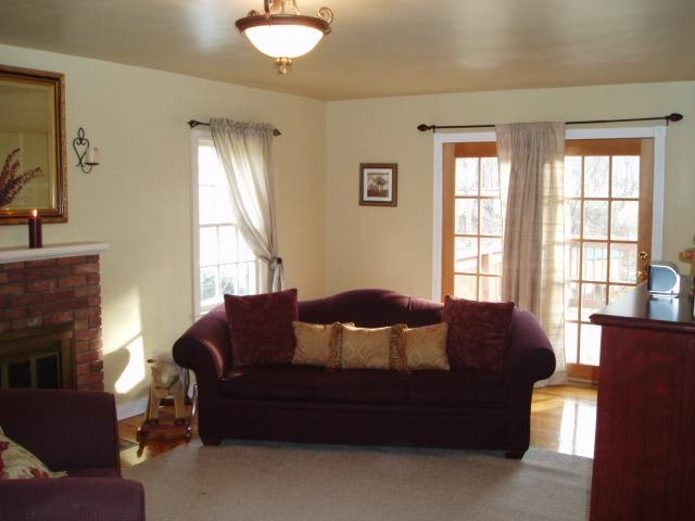 1920 Townsend Road Niskayuna, NY 12309 - Photo 6 of 10 Photo 6