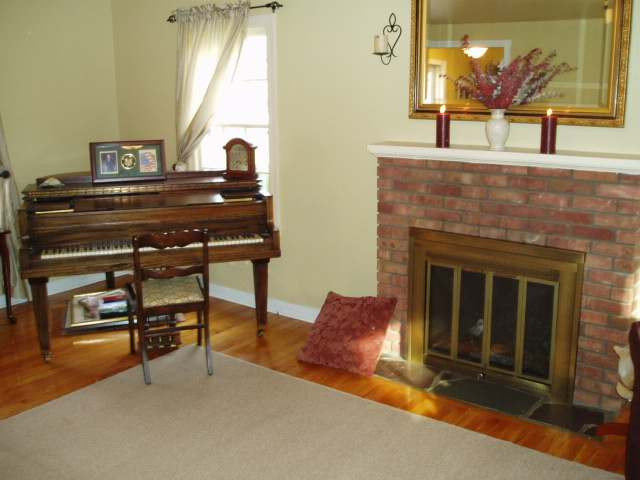 1920 Townsend Road Niskayuna, NY 12309 - Photo 7 of 10 Photo 7