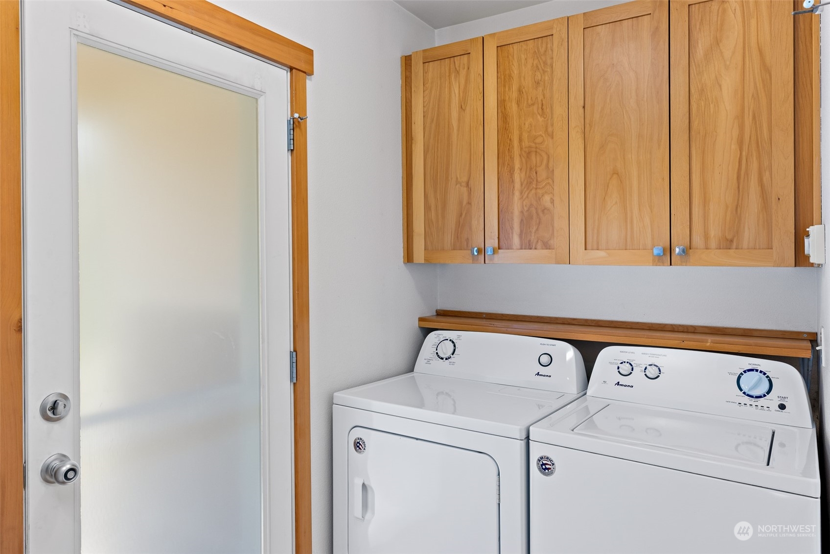 1322 Polly's Lane Bainbridge Island, WA 98110 - Photo 14 of 30 a utility room with dryer and washer