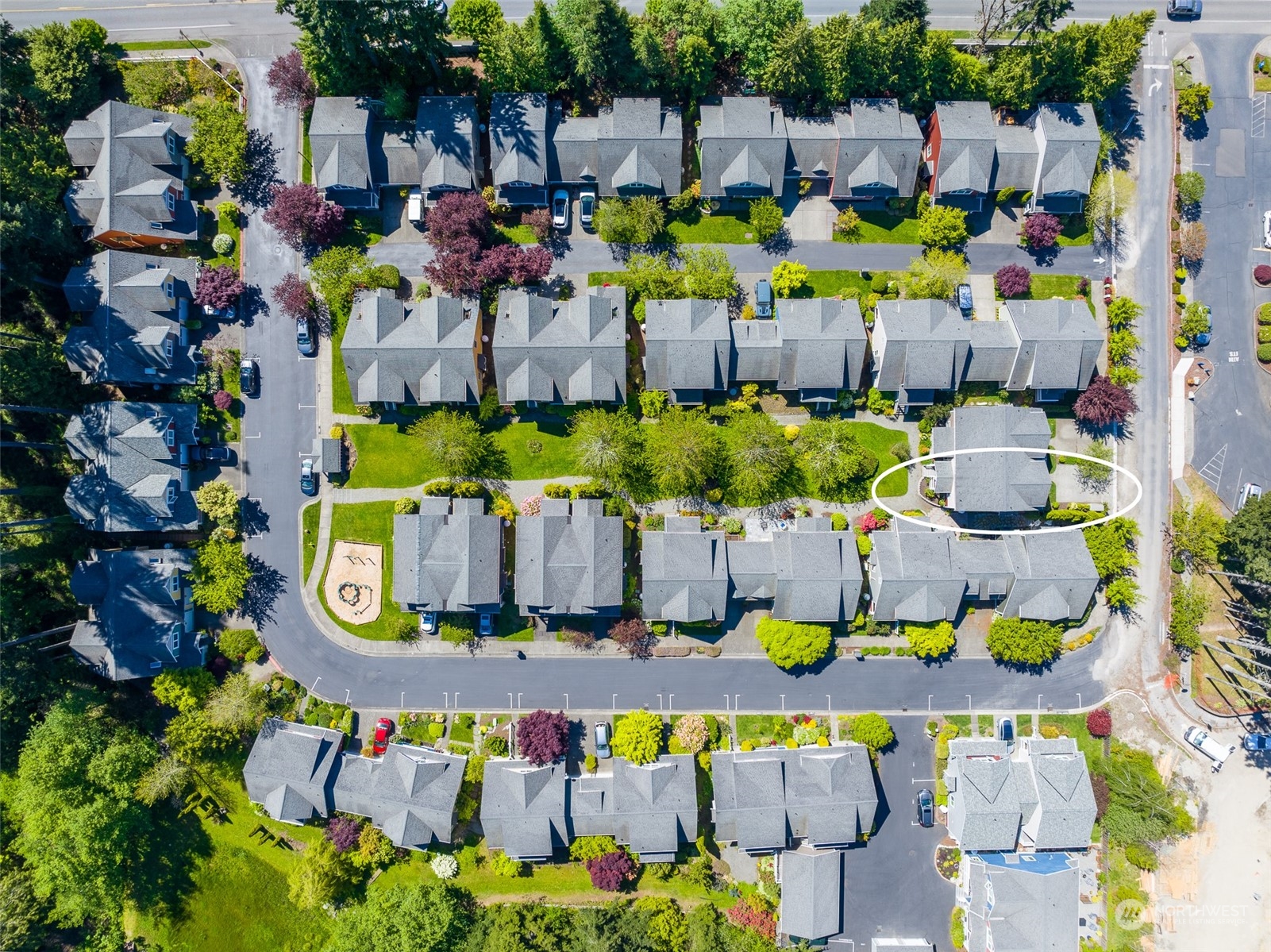 1322 Polly's Lane Bainbridge Island, WA 98110 - Photo 4 of 30 unknown