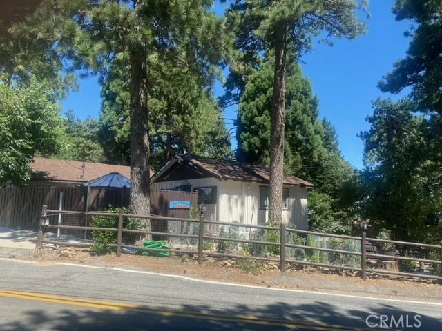 $785,000 | 1055 Playground Drive, Crestline, CA 92325