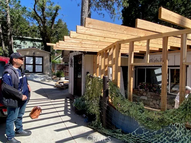 $785,000 | 1055 Playground Drive, Crestline, CA 92325