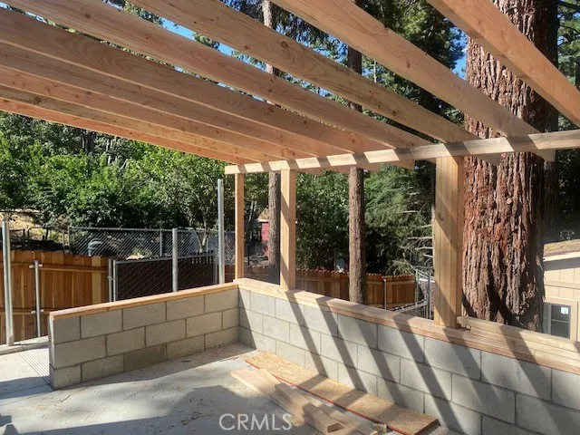 $785,000 | 1055 Playground Drive, Crestline, CA 92325