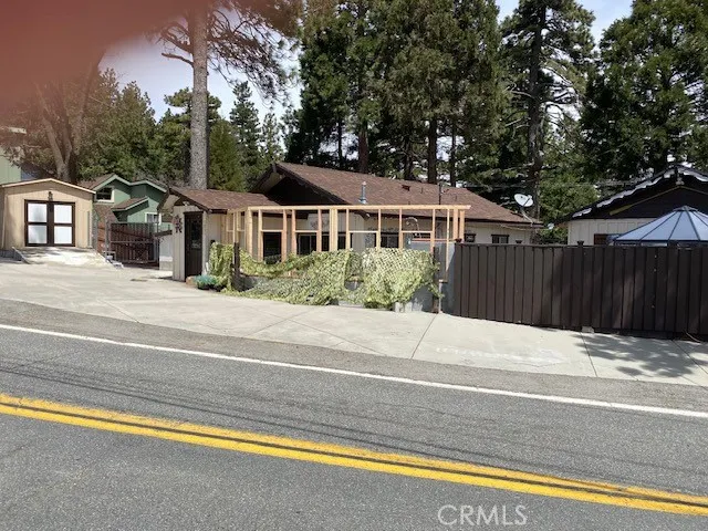 $785,000 | 1055 Playground Drive, Crestline, CA 92325