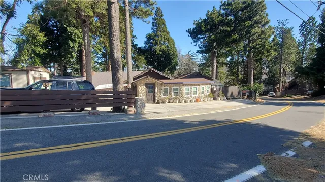 $785,000 | 1055 Playground Drive, Crestline, CA 92325
