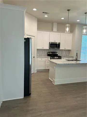 $2,300 | 2044 Orleans Street, Mandeville, LA 70448