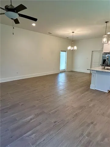 $2,300 | 2044 Orleans Street, Mandeville, LA 70448