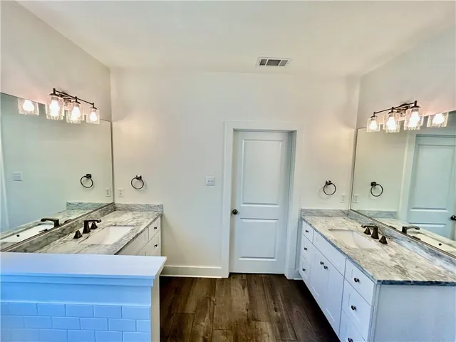 $2,300 | 2044 Orleans Street, Mandeville, LA 70448