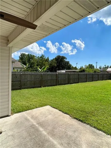 $2,300 | 2044 Orleans Street, Mandeville, LA 70448