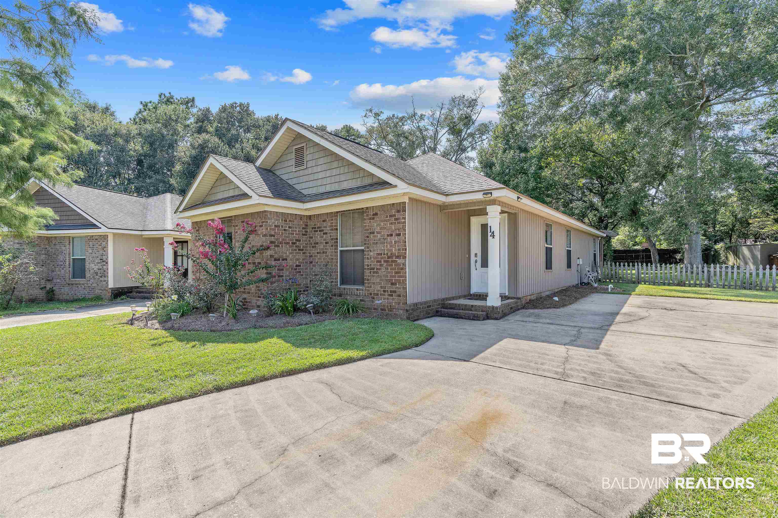 14 Breydon Court Mobile, AL 36608 - Photo 1 of 23 Front