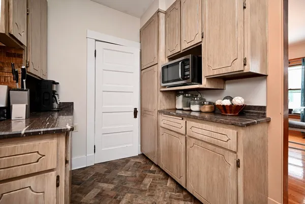 $350,000 | 629 9th Street West, Winona, MN 55987