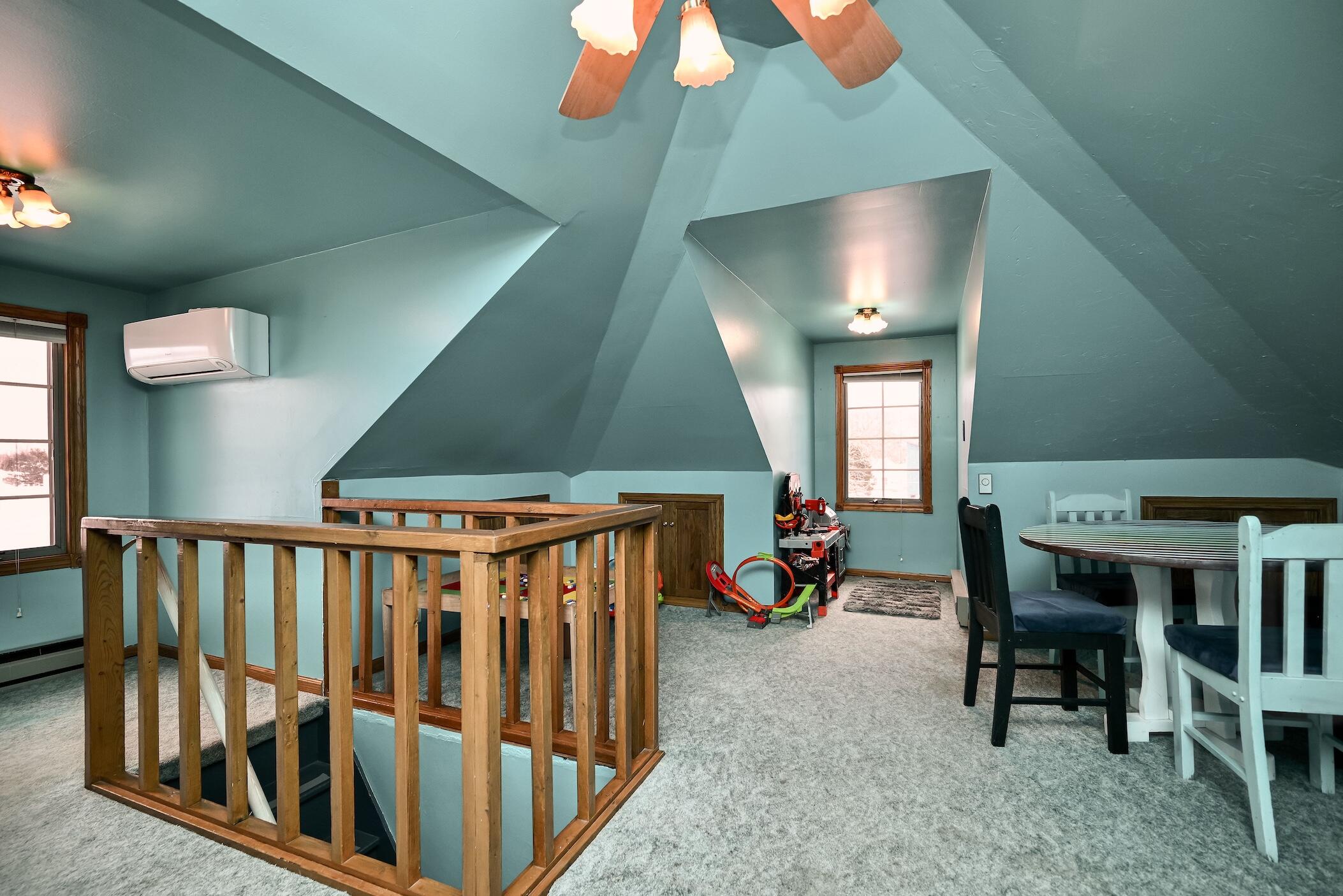 629 9th Street West Winona, MN 55987 - Photo 26 of 38 26 Attic I