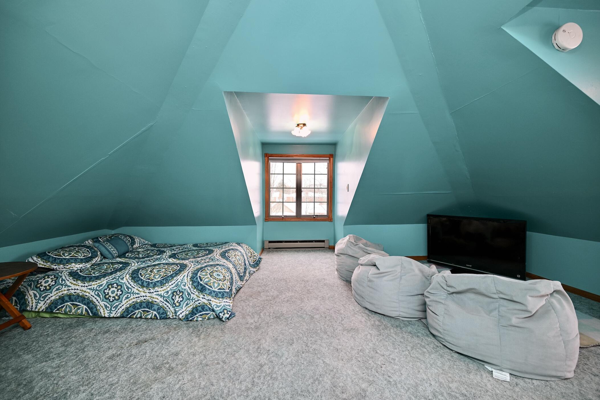 629 9th Street West Winona, MN 55987 - Photo 27 of 38 27 Attic II