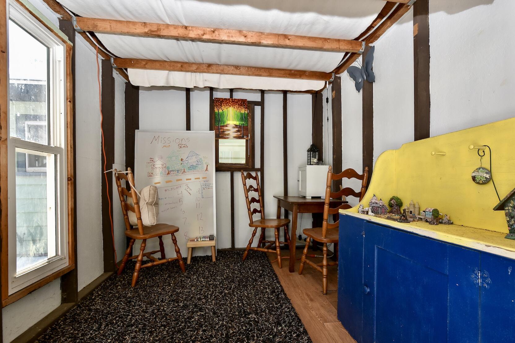 629 9th Street West Winona, MN 55987 - Photo 37 of 38 37 Play House Interior