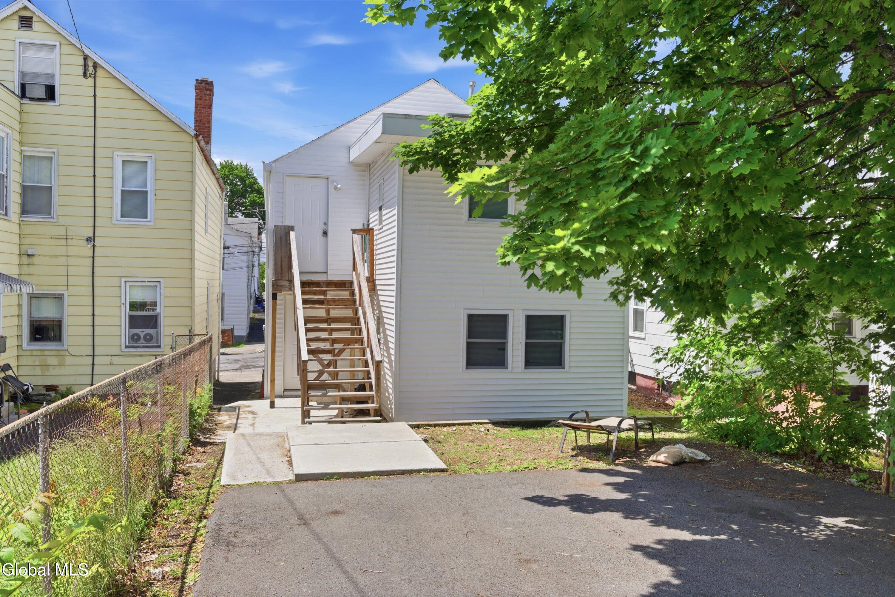 86 14th Street Troy, NY 12180 - Photo 24 of 26 26-86_14th_Street_026