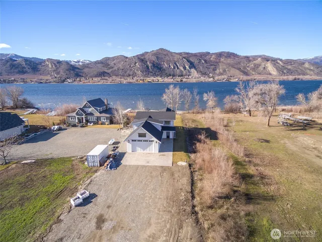 $899,990 | 33 Hard Cider Drive, Oroville, WA 98844