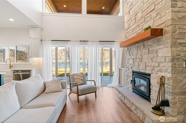 $899,990 | 33 Hard Cider Drive, Oroville, WA 98844