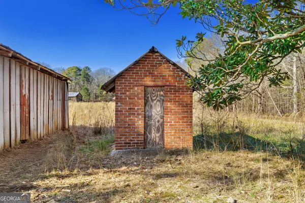 $334,900 | 432 Airport Road, Canon, GA 30520