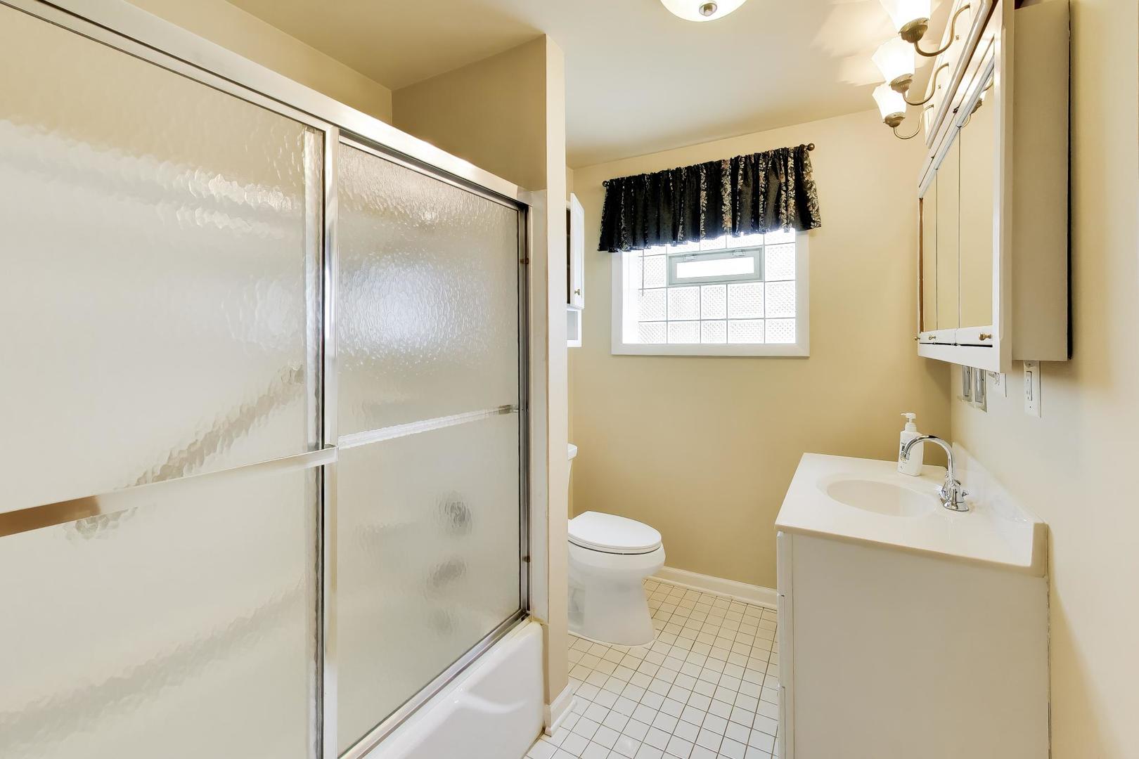 7630 Beckwith Road Morton Grove, IL 60053 - Photo 26 of 37