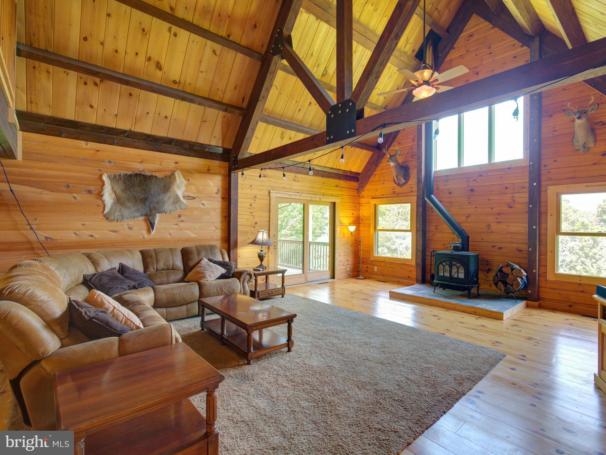 1881 South Timber Ridge Road Cross Junction, VA 22625 - Photo 14 of 30 Living Room