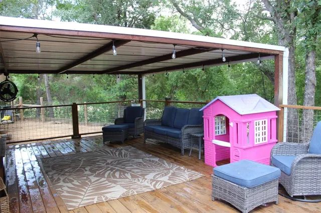 $275,000 | 206 Vista Drive, Eustace, TX 75124