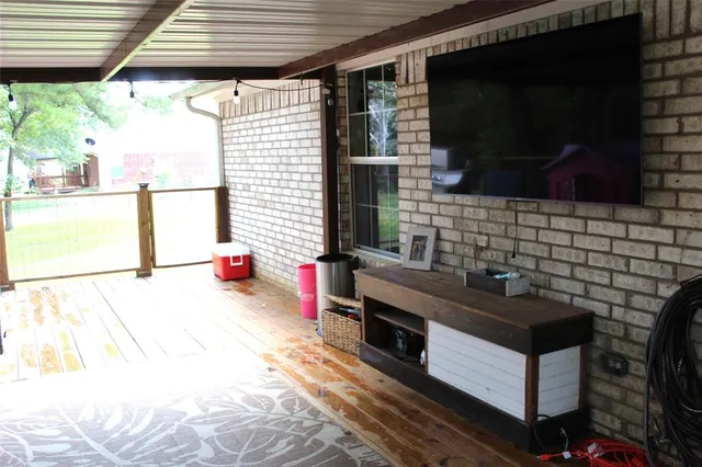 $275,000 | 206 Vista Drive, Eustace, TX 75124