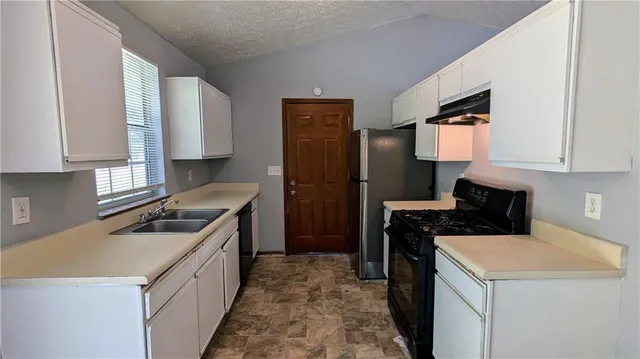 $219,900 | 10248 Briarbay Loop, Jonesboro, GA 30238