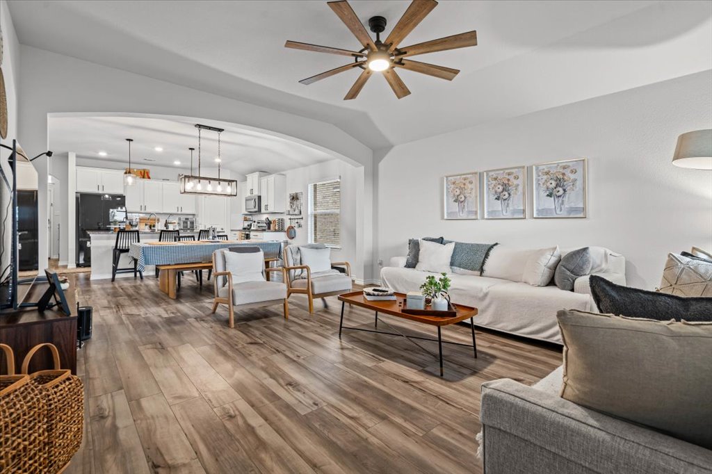 6326 Matagorda Road Belton, TX 76513 - Photo 7 of 14 a living room with furniture and a large window