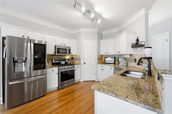 $598,000 | 6036 Bateau Drive, Flowery Branch, GA 30542