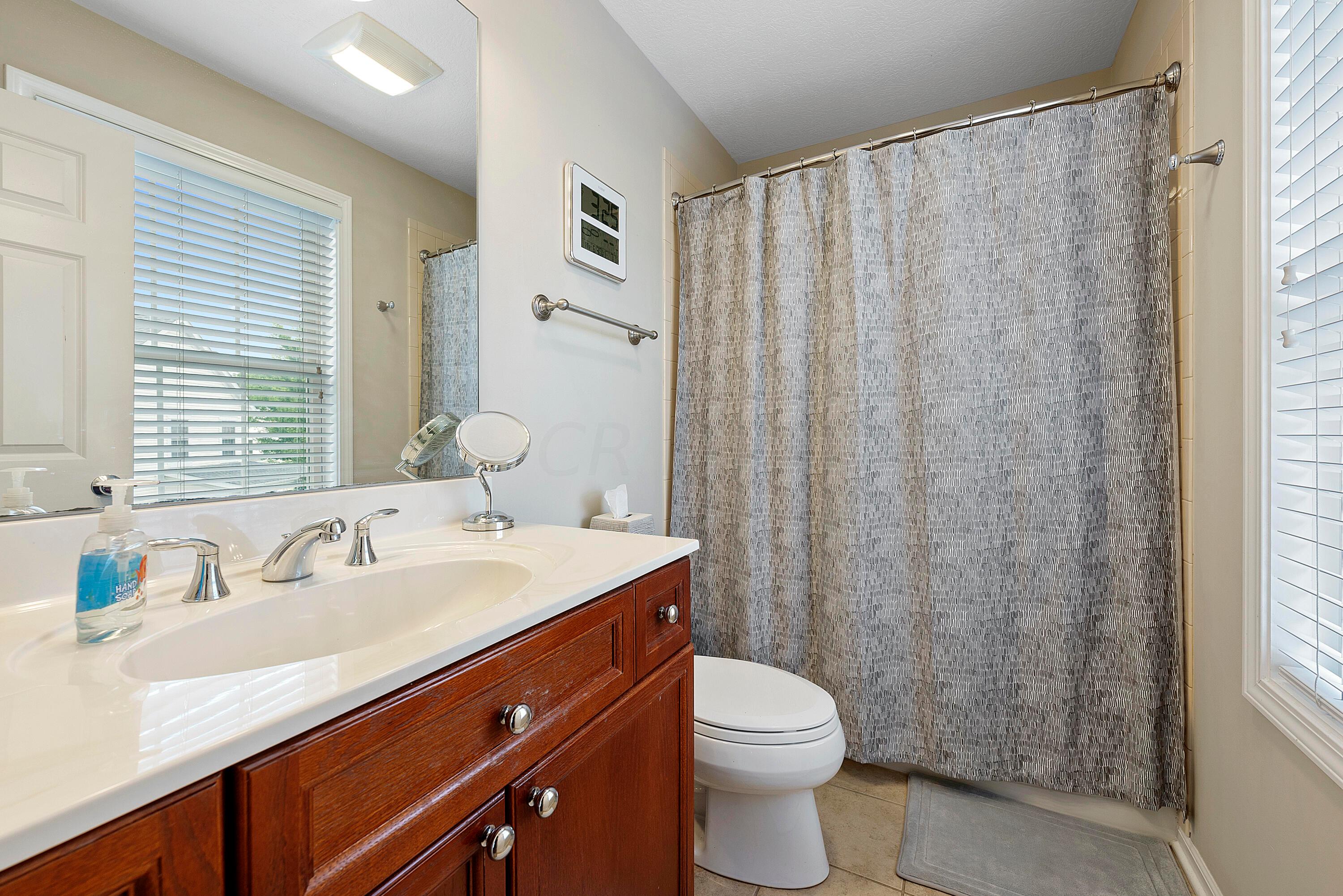 1213 Shagbark Road, Unit 21 Columbus, OH 43230 - Photo 29 of 44 DSC07749