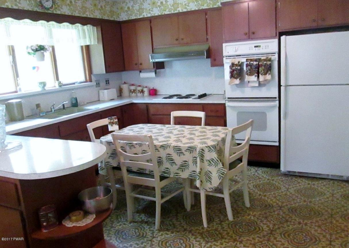 1933 Rt 590 Hawley, PA 18428 - Photo 19 of 40