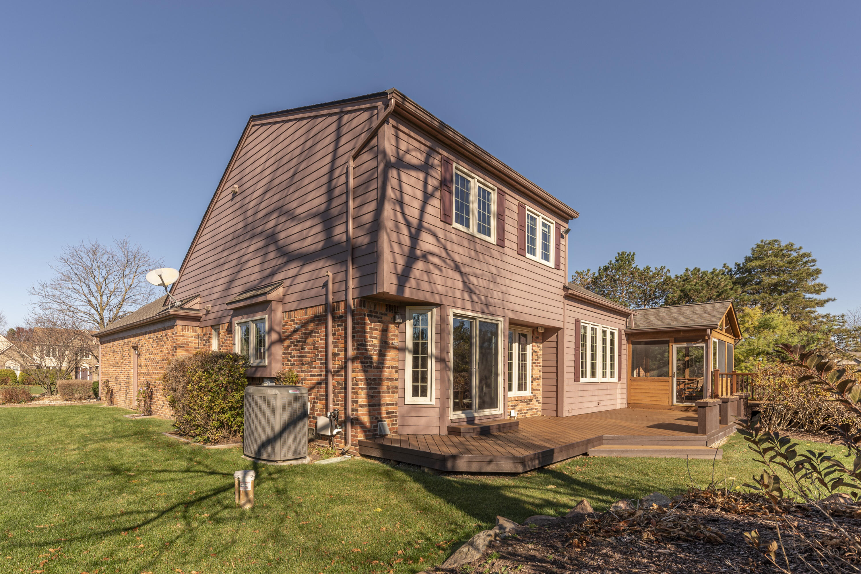 12879 Springbrooke Trail South Lyon, MI 48178 - Photo 57 of 65 009_57
