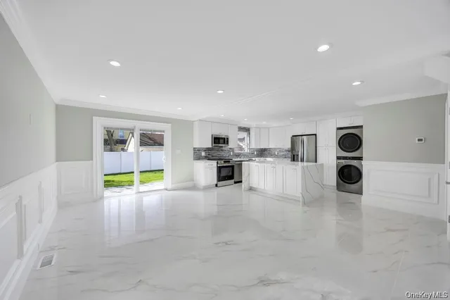 $889,000 | 41 Perry Street, Hempstead, NY 11550