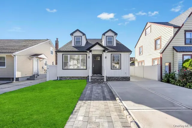 $889,000 | 41 Perry Street, Hempstead, NY 11550