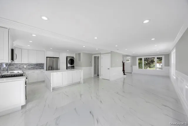 $889,000 | 41 Perry Street, Hempstead, NY 11550