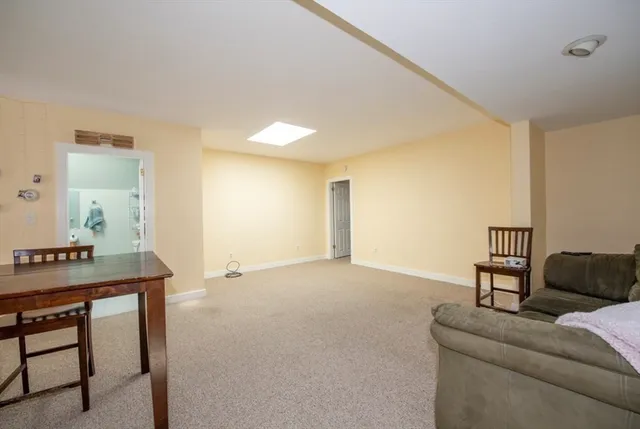 $2,000 | 58 Hollis Street, Unit B, Groton, MA 01450